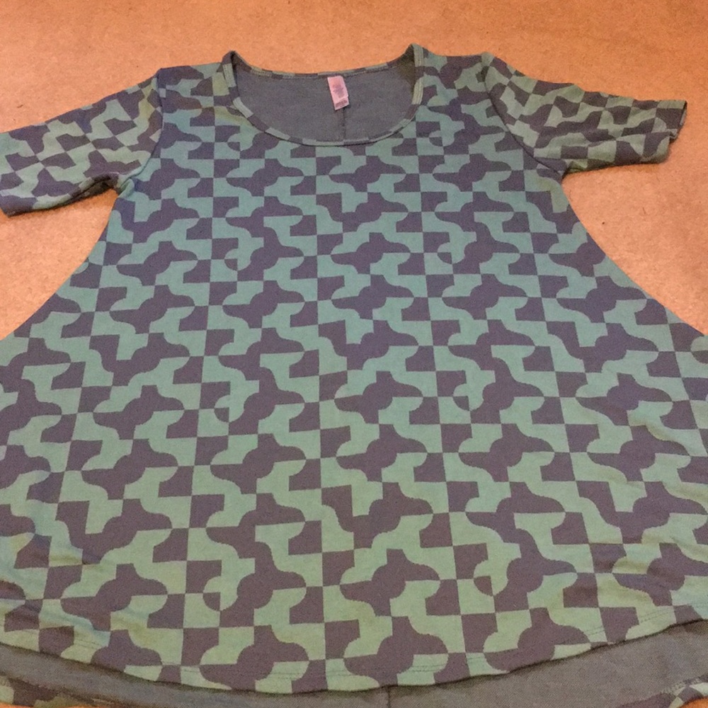 LuLaRoe perfect t